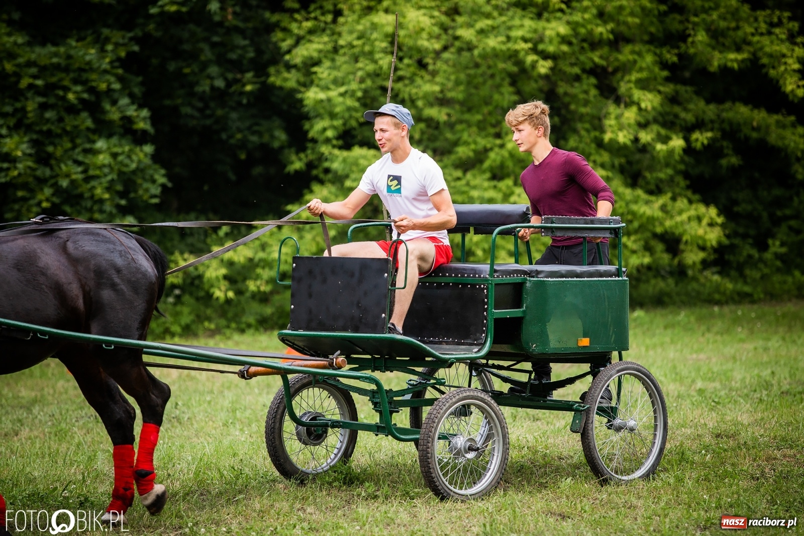 Zdjęcie w galerii na portalu naszraciborz.pl: II Konna Procesja św. Urbana w Łubowicach wiadomości z regionu