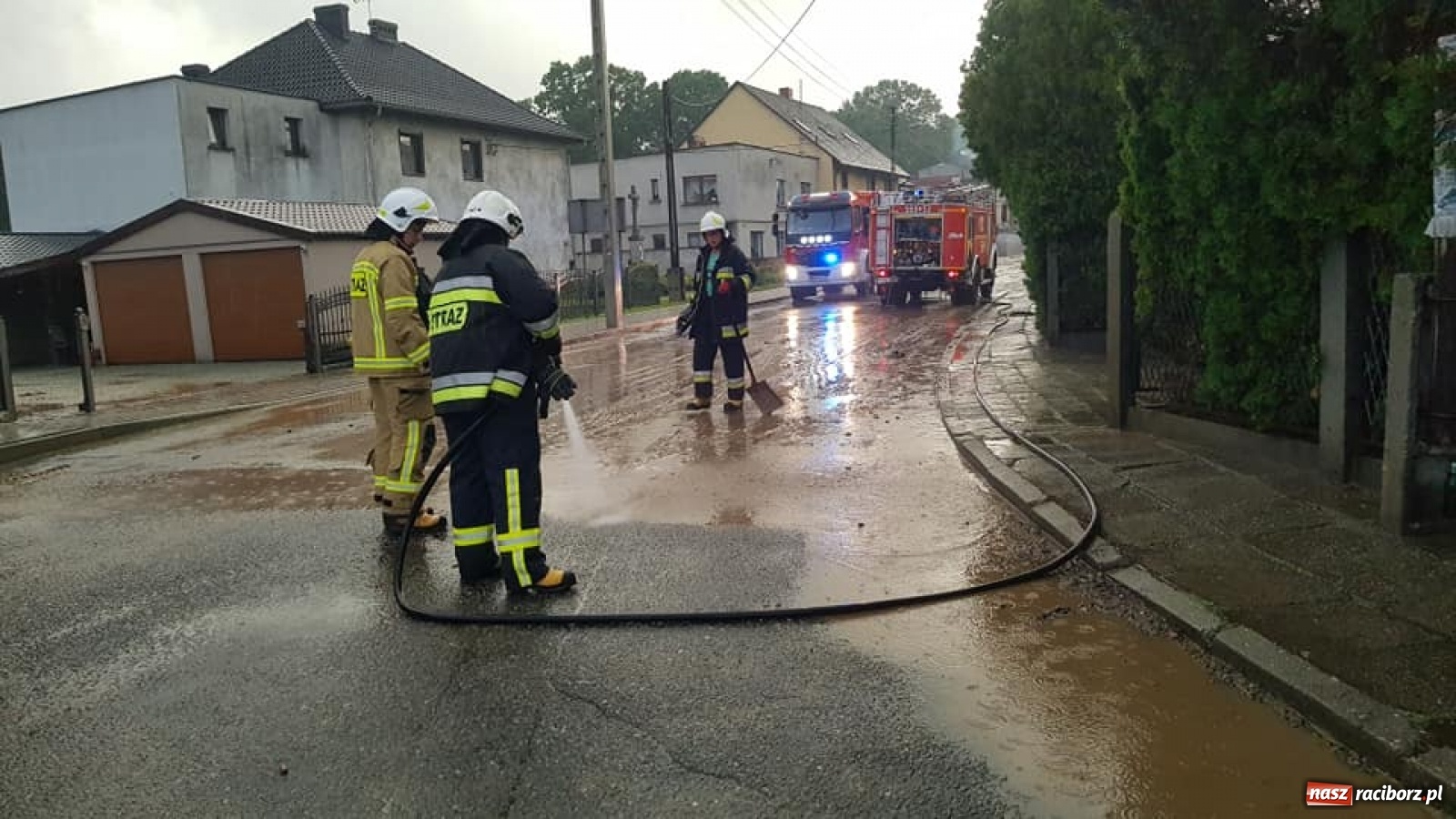 Zdjęcie w galerii na portalu naszraciborz.pl: Raport 998. Woda pokazała swą niszczycielską moc [FOTO i WIDEO] wiadomości z regionu