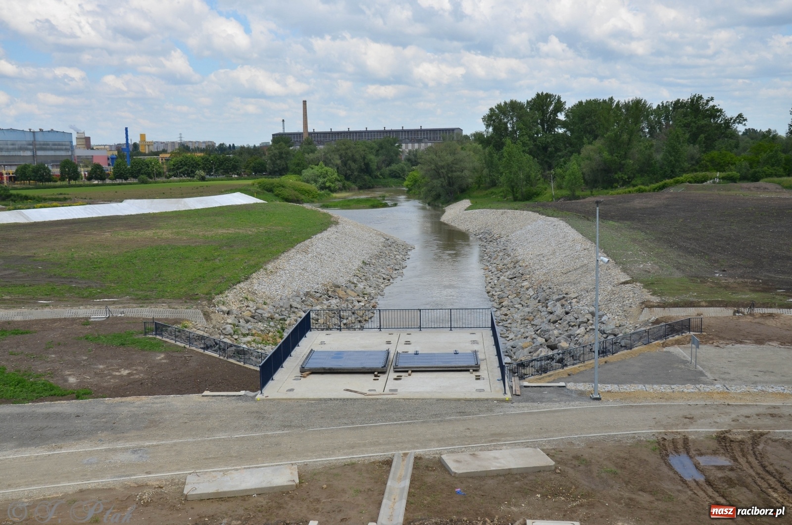 Zdjęcie w galerii na portalu naszraciborz.pl: To miejsce wygląda dziś całkiem inaczej [FOTO]  wiadomości z regionu