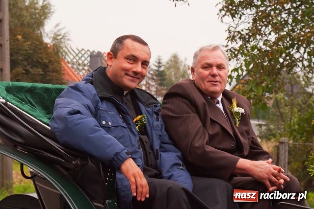 Zdjęcie w galerii na portalu naszraciborz.pl: Bo przyjaciołom się UFO wiadomości z regionu