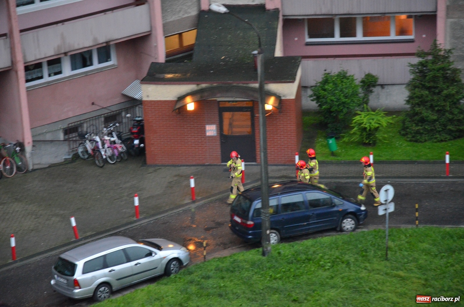 Zdjęcie w galerii na portalu naszraciborz.pl: Pożar, podtopienia, powalone drzewa i alarmy fałszywe, czyli weekend raciborskich strażaków wiadomości z regionu