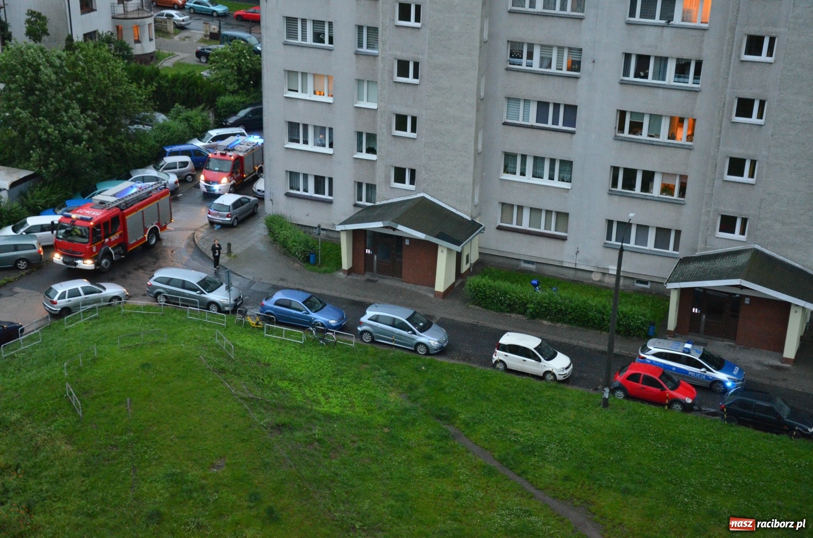 Zdjęcie w galerii na portalu naszraciborz.pl: Pożar, podtopienia, powalone drzewa i alarmy fałszywe, czyli weekend raciborskich strażaków wiadomości z regionu