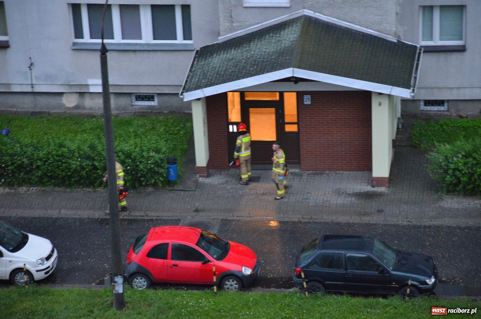 Zdjęcie w galerii na portalu naszraciborz.pl: Pożar, podtopienia, powalone drzewa i alarmy fałszywe, czyli weekend raciborskich strażaków wiadomości z regionu