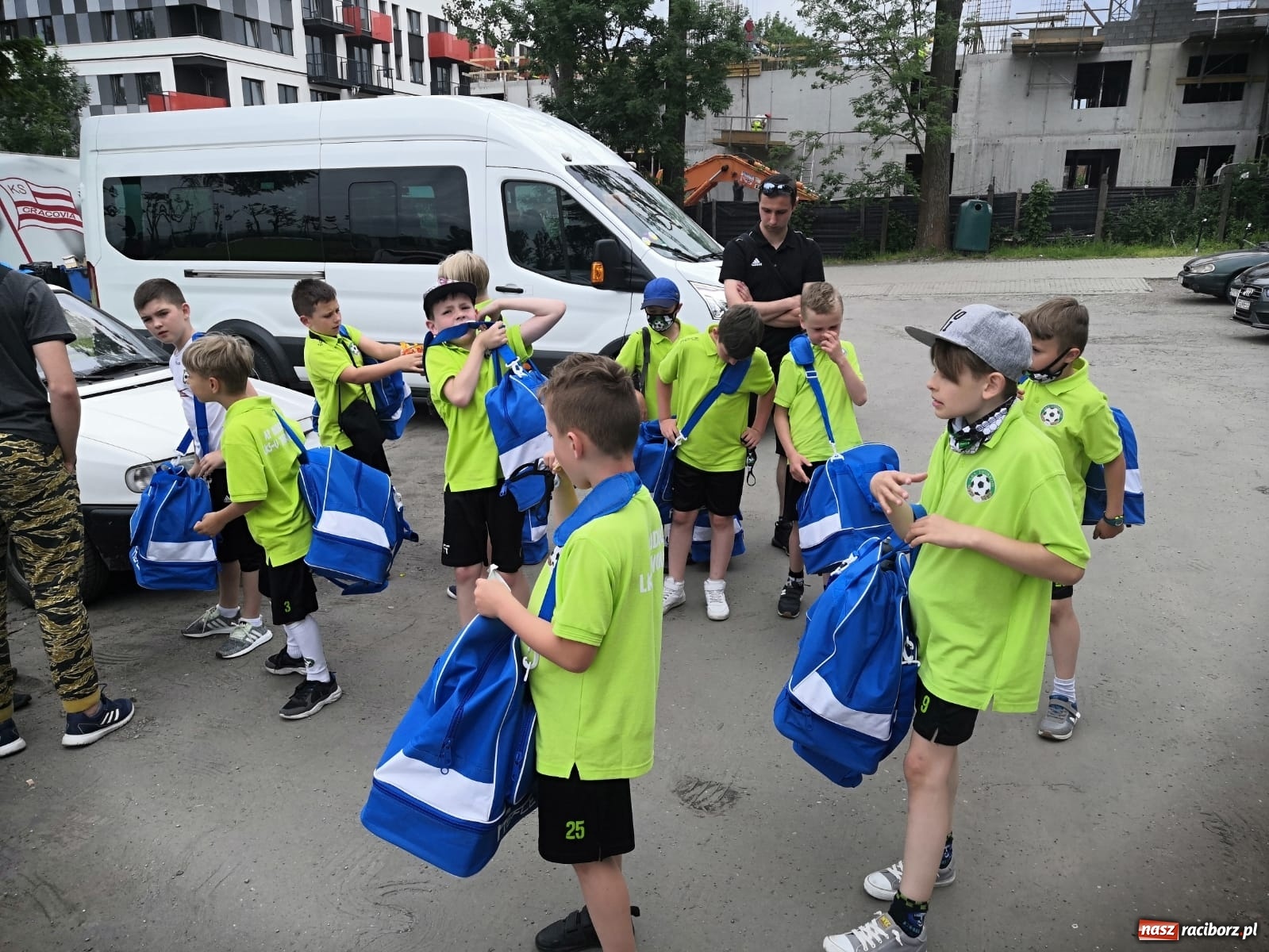 Zdjęcie w galerii na portalu naszraciborz.pl: Współpraca trwa. Akademia LKS Tworków na grze kontrolnej w Krakowie wiadomości z regionu