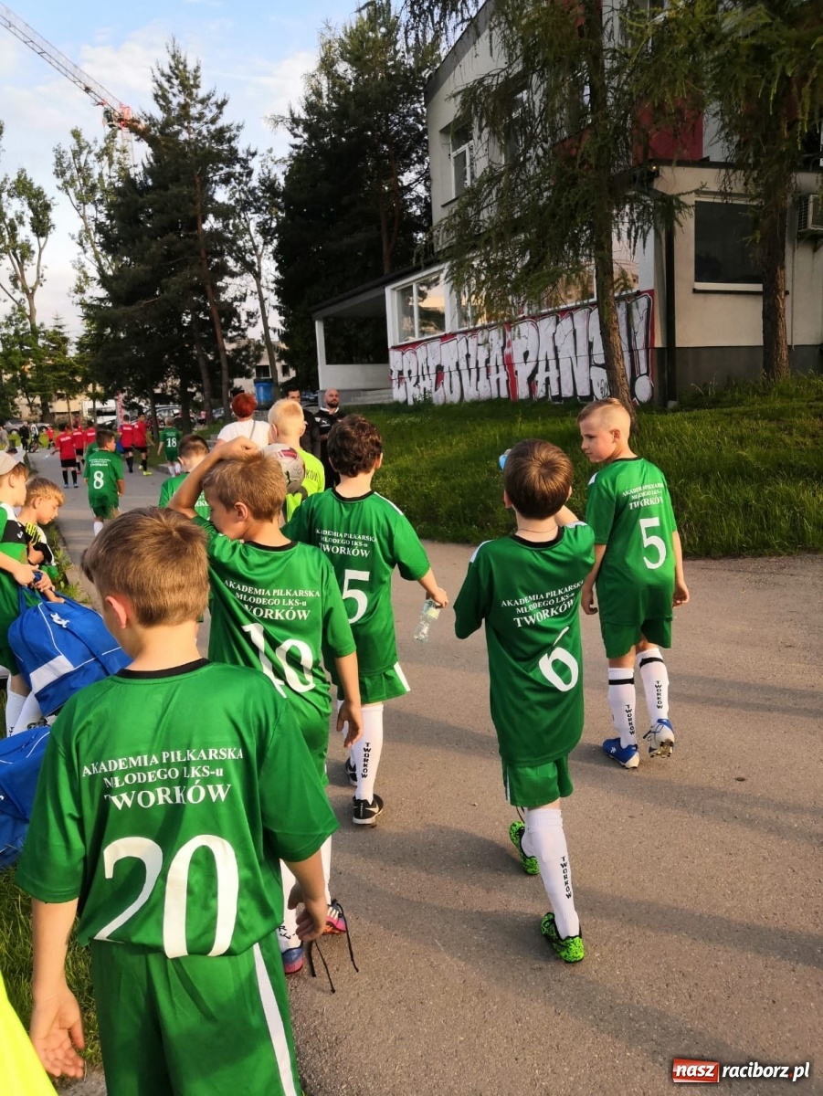 Zdjęcie w galerii na portalu naszraciborz.pl: Współpraca trwa. Akademia LKS Tworków na grze kontrolnej w Krakowie wiadomości z regionu