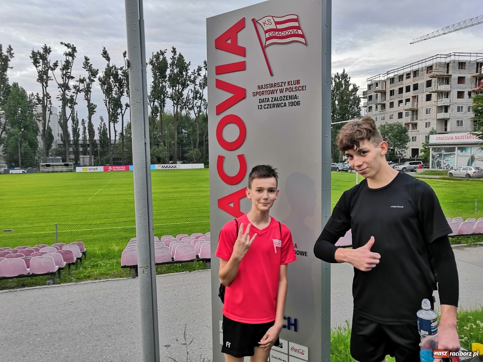 Zdjęcie w galerii na portalu naszraciborz.pl: Współpraca trwa. Akademia LKS Tworków na grze kontrolnej w Krakowie wiadomości z regionu