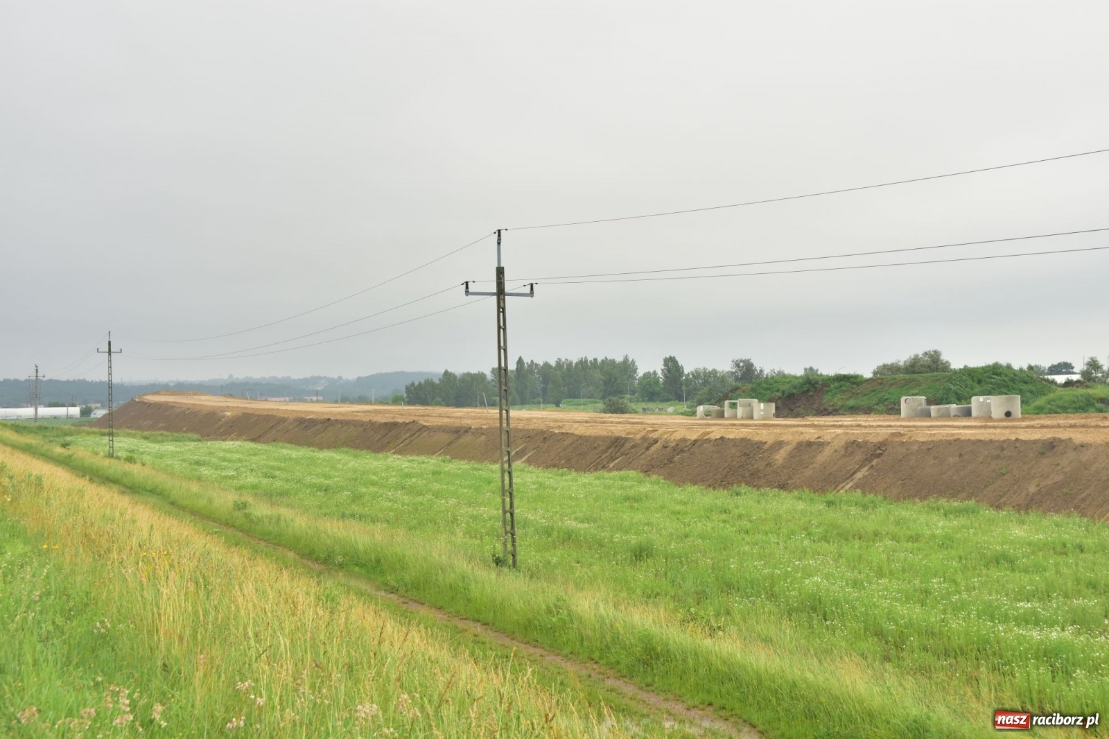 Zdjęcie w galerii na portalu naszraciborz.pl: Raport z budowy wschodniej obwodnicy Raciborza  wiadomości z regionu