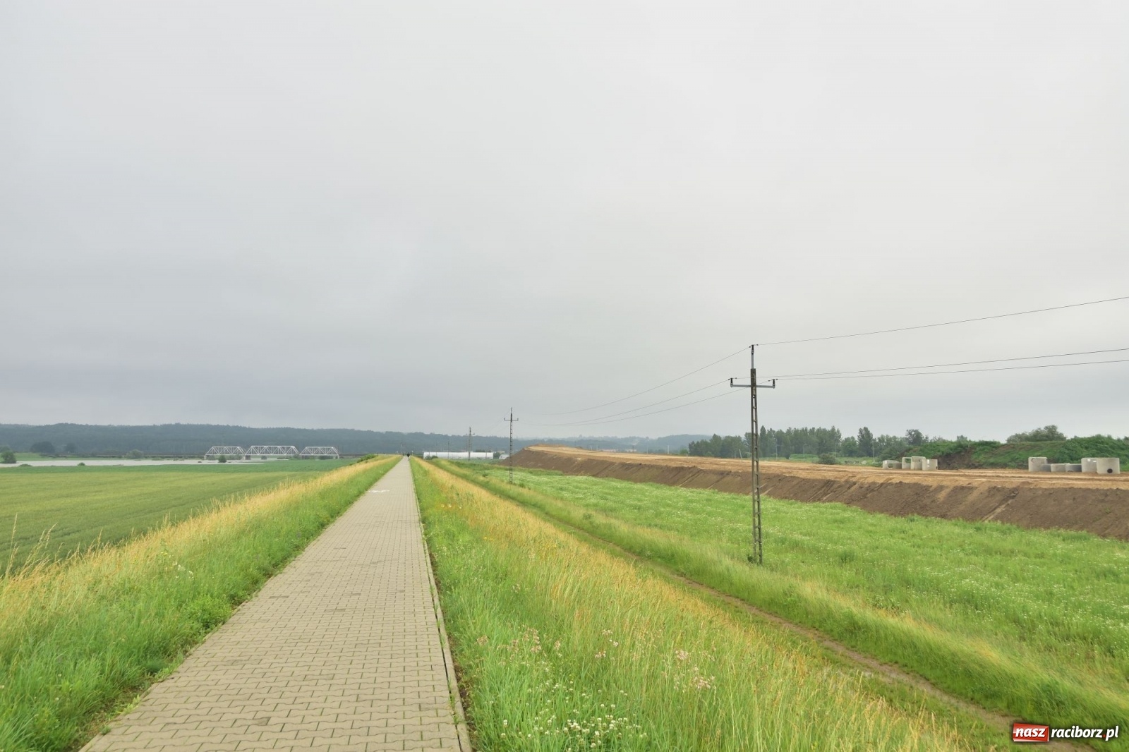 Zdjęcie w galerii na portalu naszraciborz.pl: Raport z budowy wschodniej obwodnicy Raciborza  wiadomości z regionu