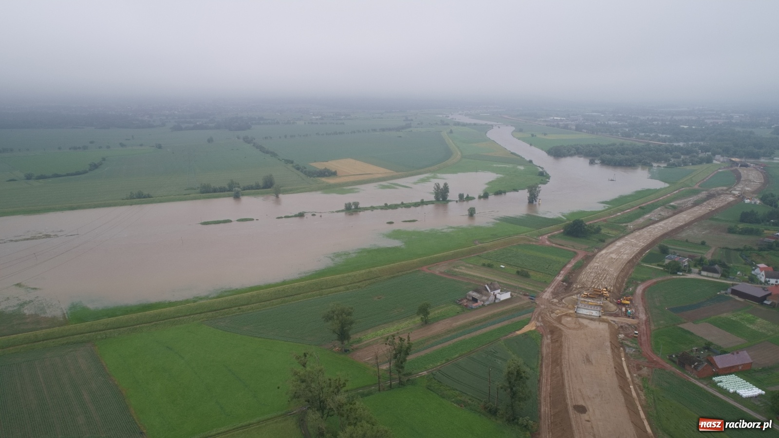 Zdjęcie w galerii na portalu naszraciborz.pl: Raport z budowy wschodniej obwodnicy Raciborza [WIDEO, 21.06.2020]  wiadomości z regionu