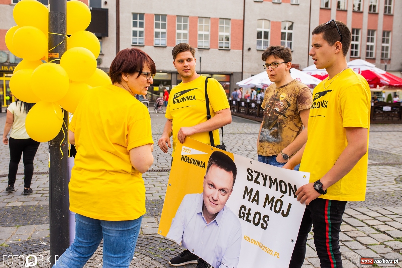Zdjęcie w galerii na portalu naszraciborz.pl: Belweder na kółkach zaparkował na raciborskim Rynku [FOTO i WIDEO] wiadomości z regionu