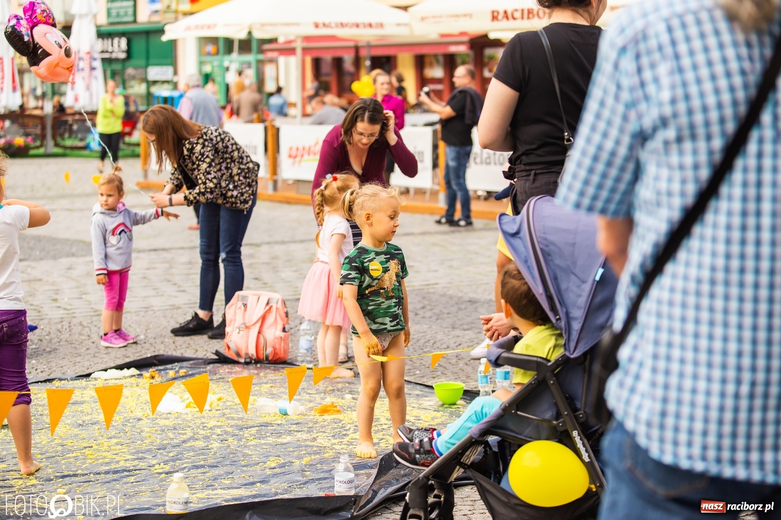 Zdjęcie w galerii na portalu naszraciborz.pl: Belweder na kółkach zaparkował na raciborskim Rynku [FOTO i WIDEO] wiadomości z regionu