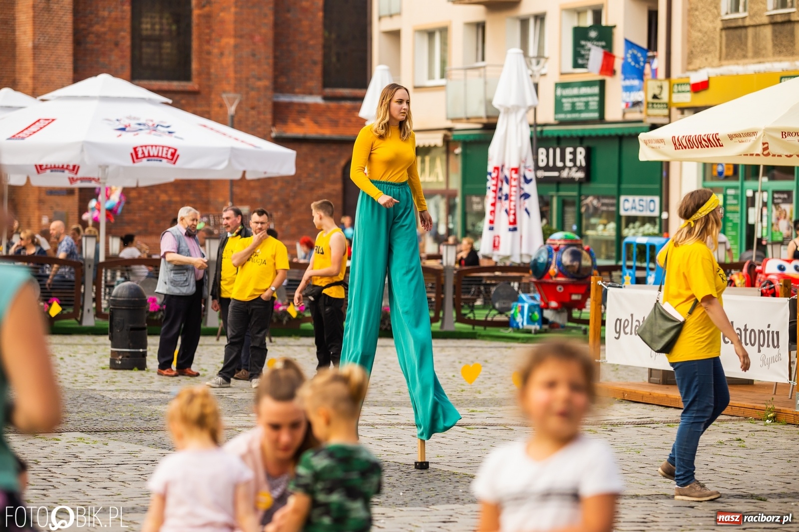 Zdjęcie w galerii na portalu naszraciborz.pl: Belweder na kółkach zaparkował na raciborskim Rynku [FOTO i WIDEO] wiadomości z regionu