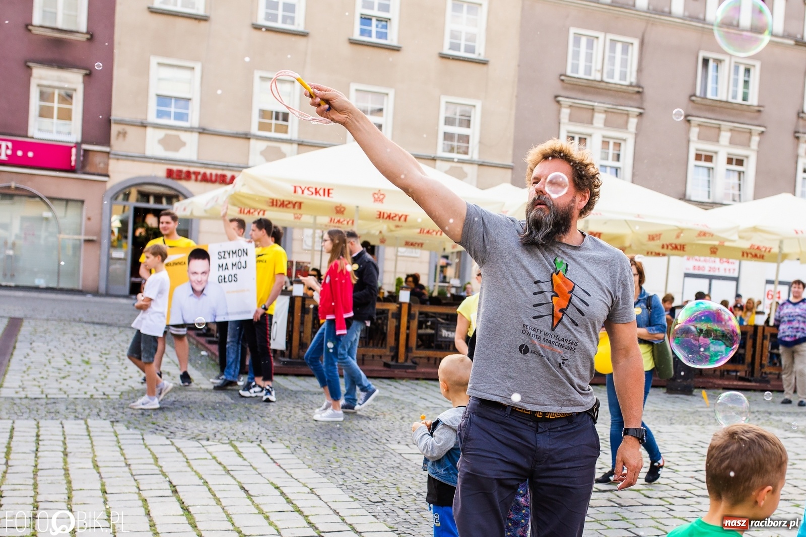 Zdjęcie w galerii na portalu naszraciborz.pl: Belweder na kółkach zaparkował na raciborskim Rynku [FOTO i WIDEO] wiadomości z regionu