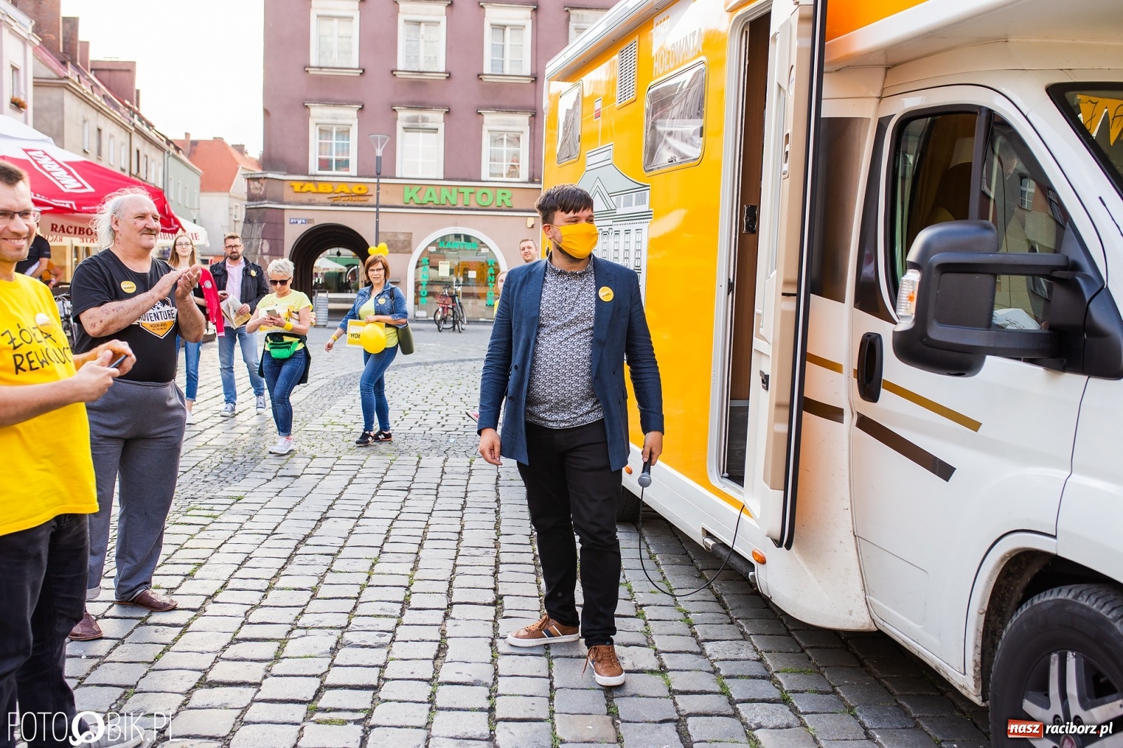 Zdjęcie w galerii na portalu naszraciborz.pl: Belweder na kółkach zaparkował na raciborskim Rynku [FOTO i WIDEO] wiadomości z regionu
