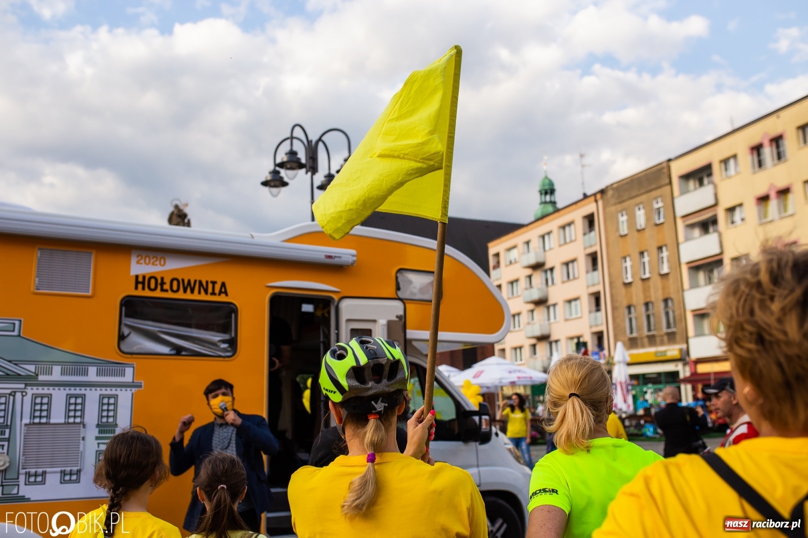 Zdjęcie w galerii na portalu naszraciborz.pl: Belweder na kółkach zaparkował na raciborskim Rynku [FOTO i WIDEO] wiadomości z regionu