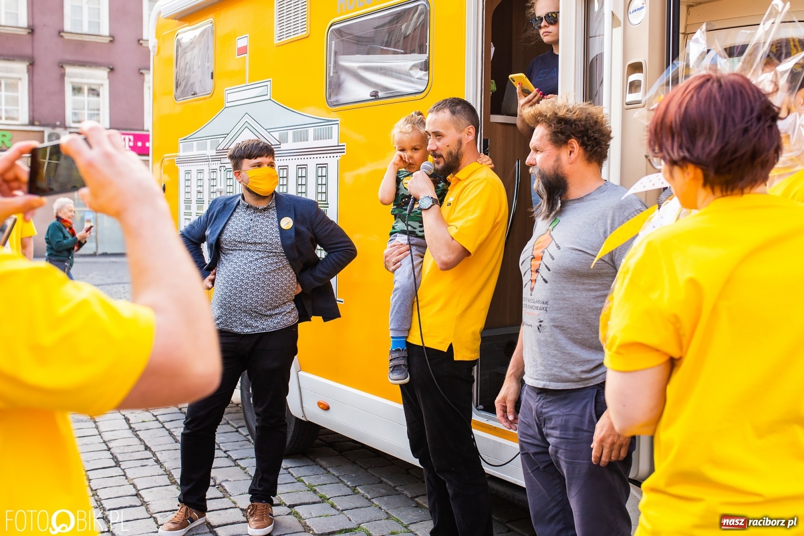 Zdjęcie w galerii na portalu naszraciborz.pl: Belweder na kółkach zaparkował na raciborskim Rynku [FOTO i WIDEO] wiadomości z regionu