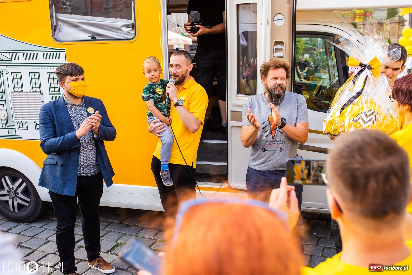 Zdjęcie w galerii na portalu naszraciborz.pl: Belweder na kółkach zaparkował na raciborskim Rynku [FOTO i WIDEO] wiadomości z regionu