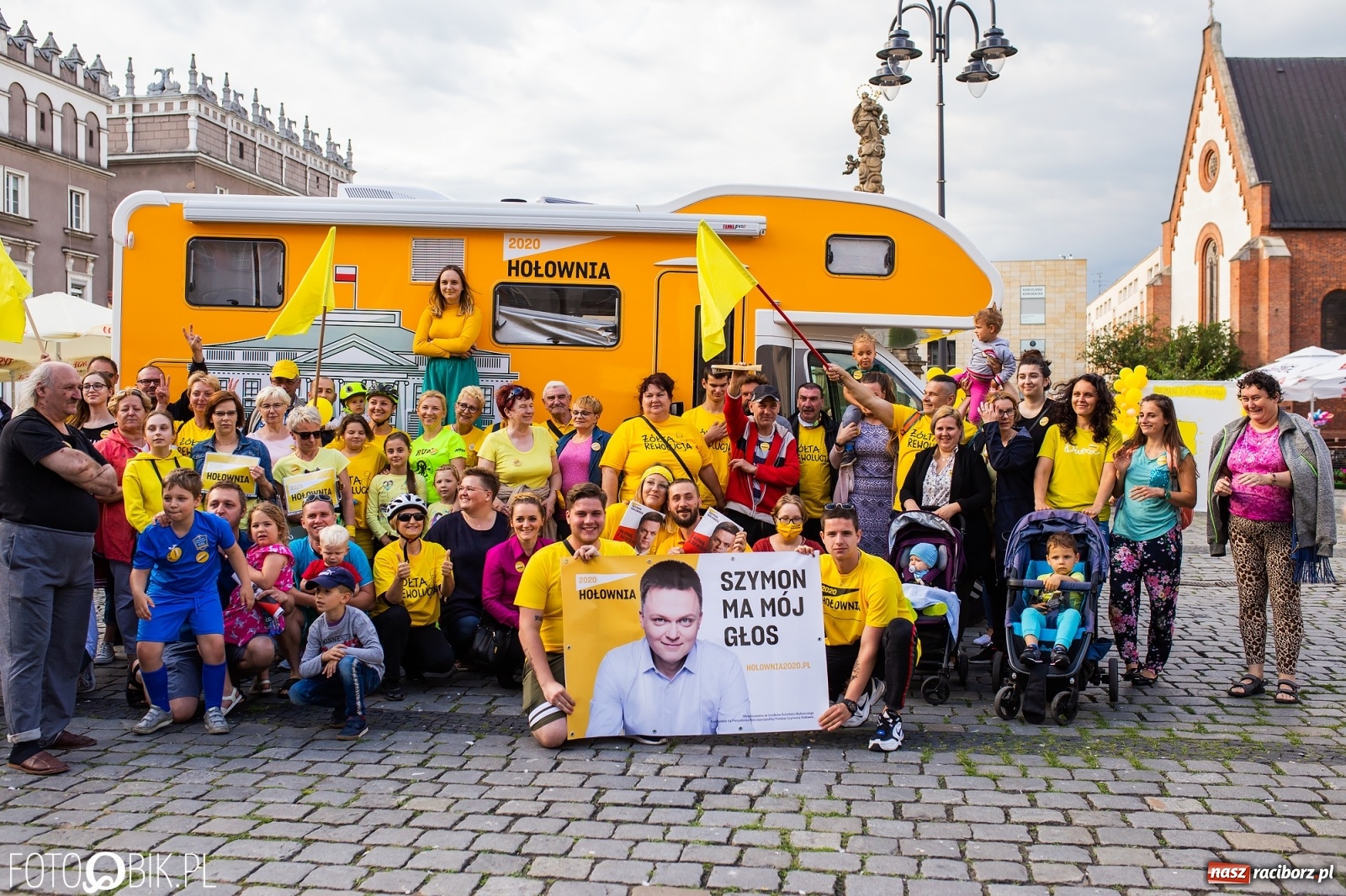 Zdjęcie w galerii na portalu naszraciborz.pl: Belweder na kółkach zaparkował na raciborskim Rynku [FOTO i WIDEO] wiadomości z regionu