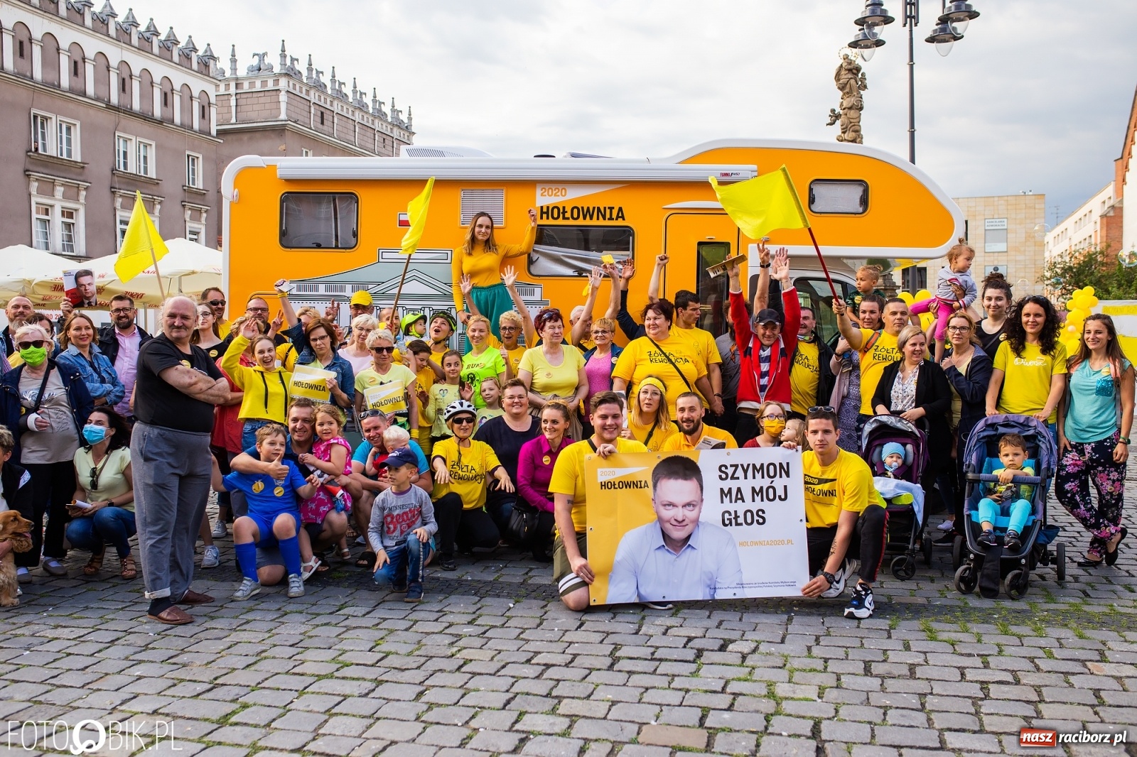 Zdjęcie w galerii na portalu naszraciborz.pl: Belweder na kółkach zaparkował na raciborskim Rynku [FOTO i WIDEO] wiadomości z regionu