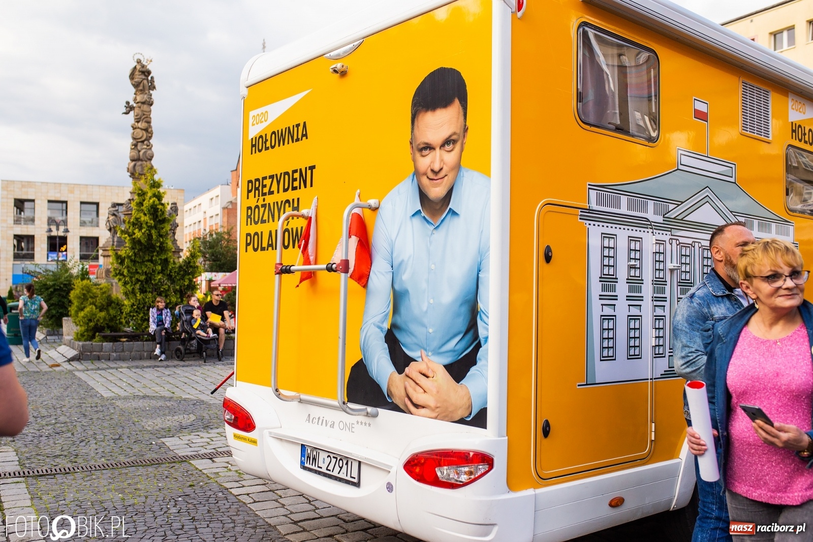 Zdjęcie w galerii na portalu naszraciborz.pl: Belweder na kółkach zaparkował na raciborskim Rynku [FOTO i WIDEO] wiadomości z regionu