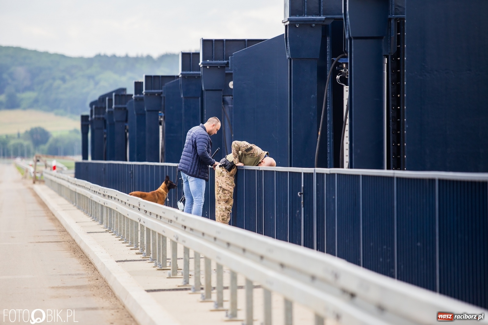 Zdjęcie w galerii na portalu naszraciborz.pl: Premier Morawiecki z roboczą wizytą na terenie zbiornika Racibórz [FOTO i WIDEO] wiadomości z regionu