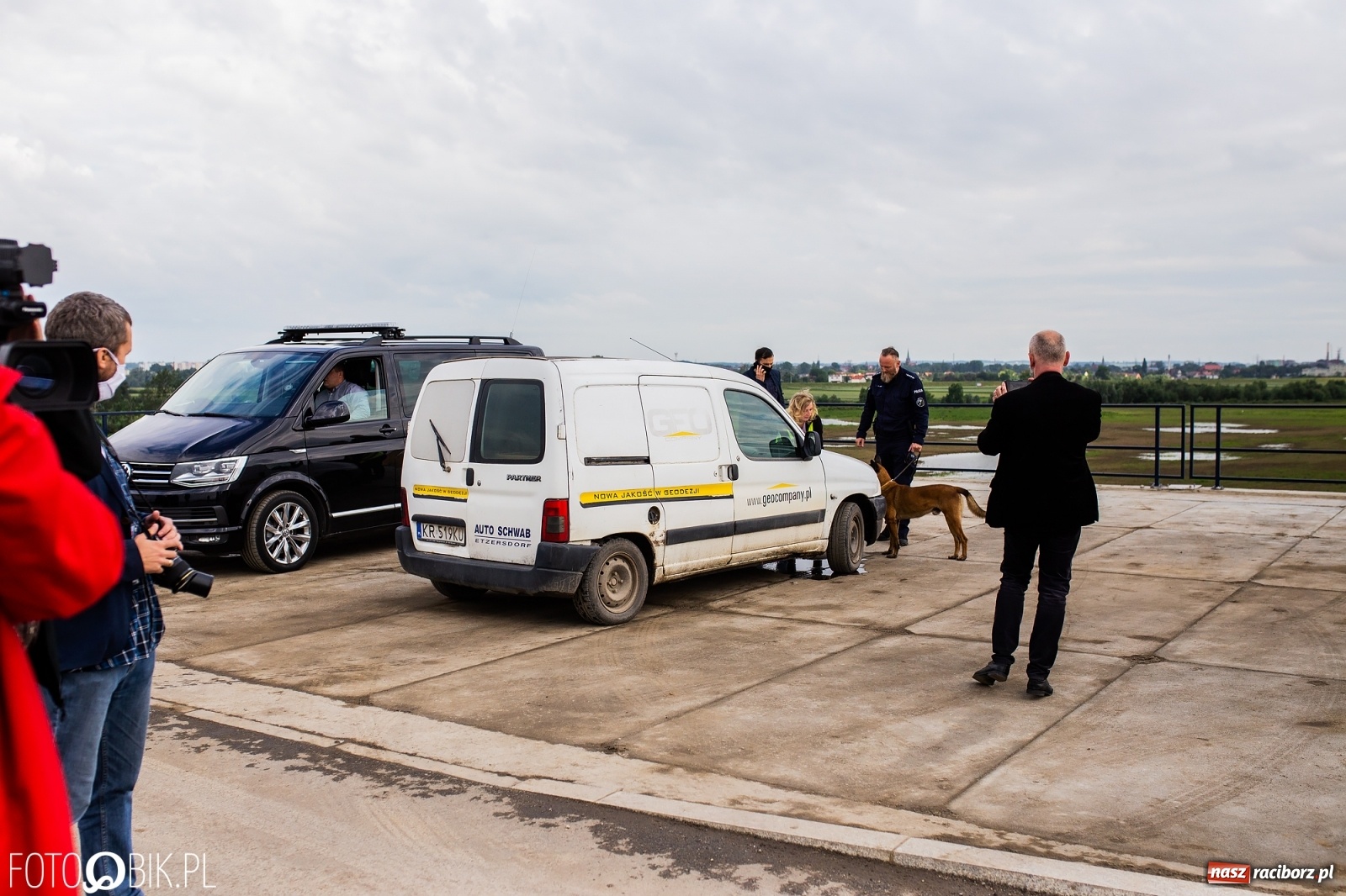 Zdjęcie w galerii na portalu naszraciborz.pl: Premier Morawiecki z roboczą wizytą na terenie zbiornika Racibórz [FOTO i WIDEO] wiadomości z regionu