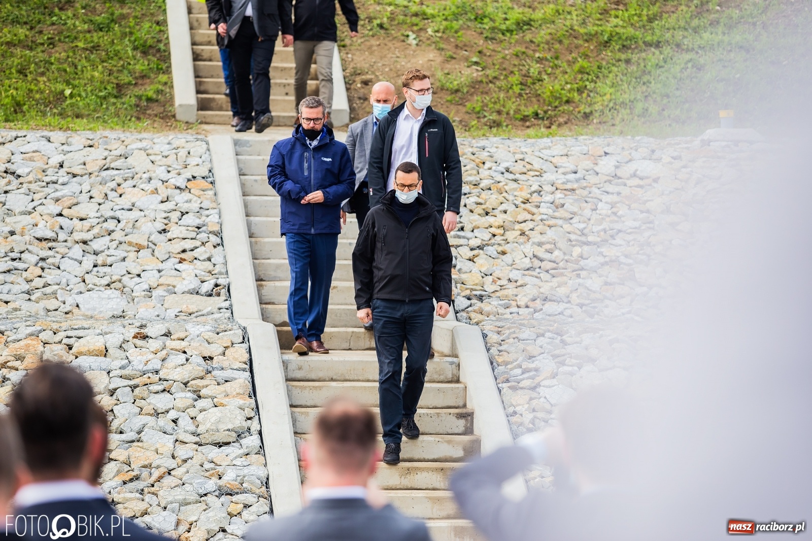 Zdjęcie w galerii na portalu naszraciborz.pl: Premier Morawiecki z roboczą wizytą na terenie zbiornika Racibórz [FOTO i WIDEO] wiadomości z regionu