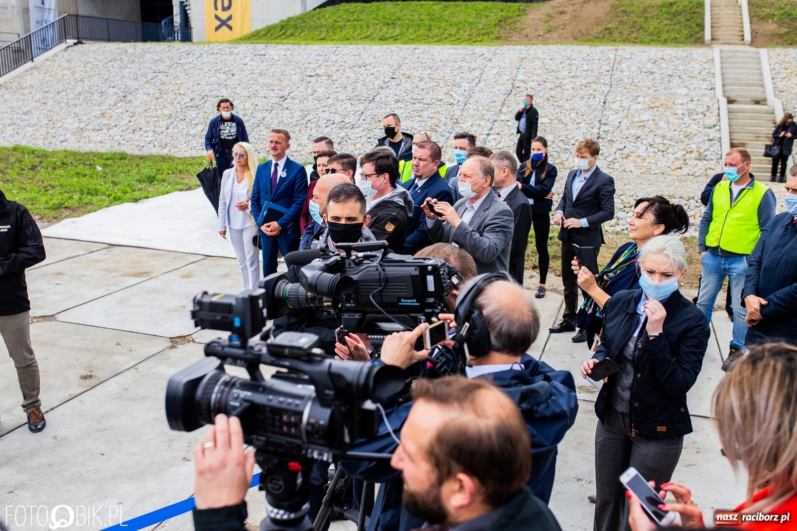 Zdjęcie w galerii na portalu naszraciborz.pl: Premier Morawiecki z roboczą wizytą na terenie zbiornika Racibórz [FOTO i WIDEO] wiadomości z regionu