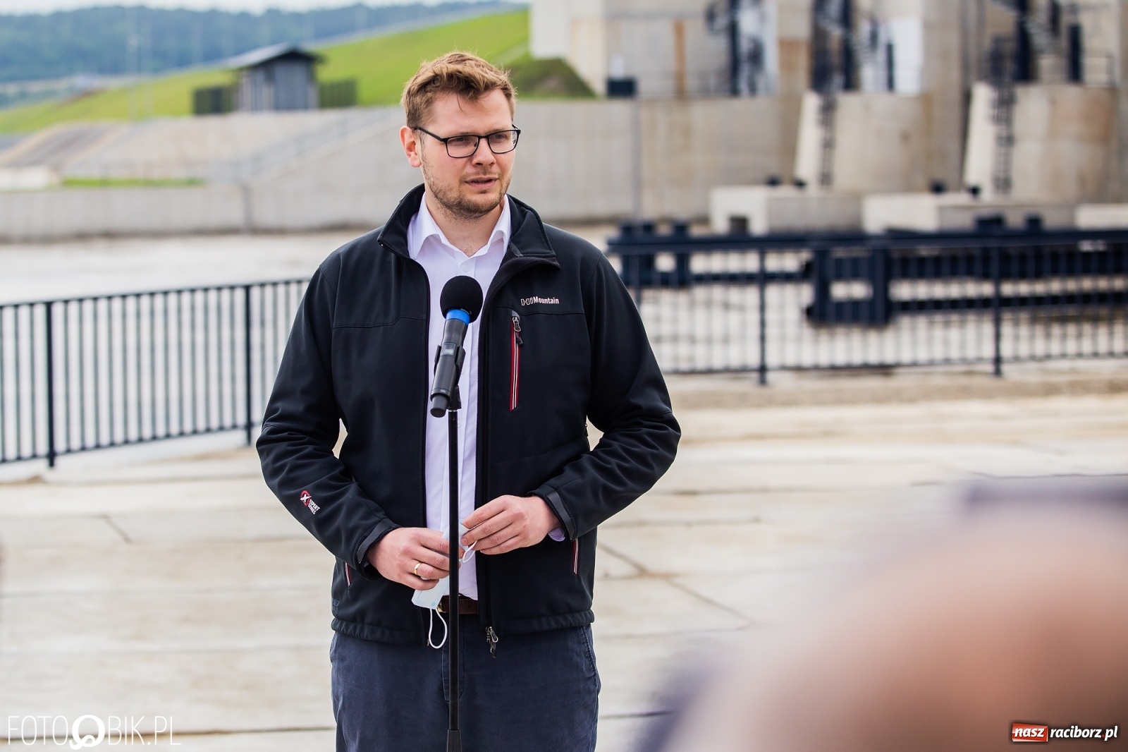 Zdjęcie w galerii na portalu naszraciborz.pl: Premier Morawiecki z roboczą wizytą na terenie zbiornika Racibórz [FOTO i WIDEO] wiadomości z regionu