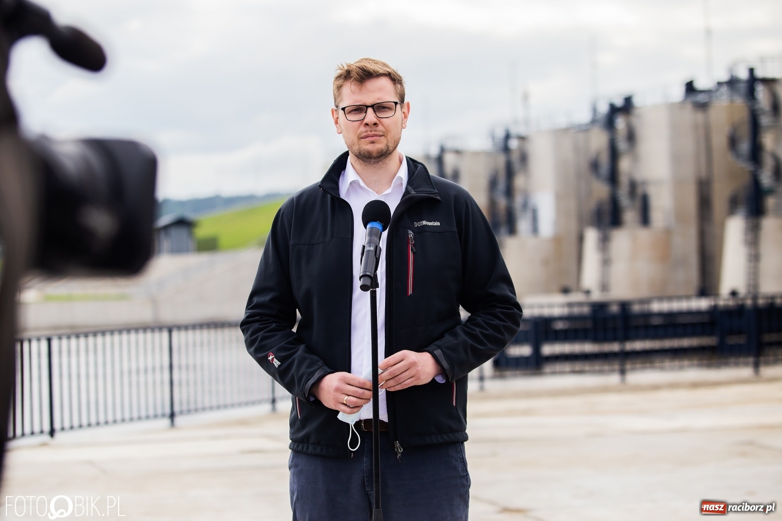 Zdjęcie w galerii na portalu naszraciborz.pl: Premier Morawiecki z roboczą wizytą na terenie zbiornika Racibórz [FOTO i WIDEO] wiadomości z regionu