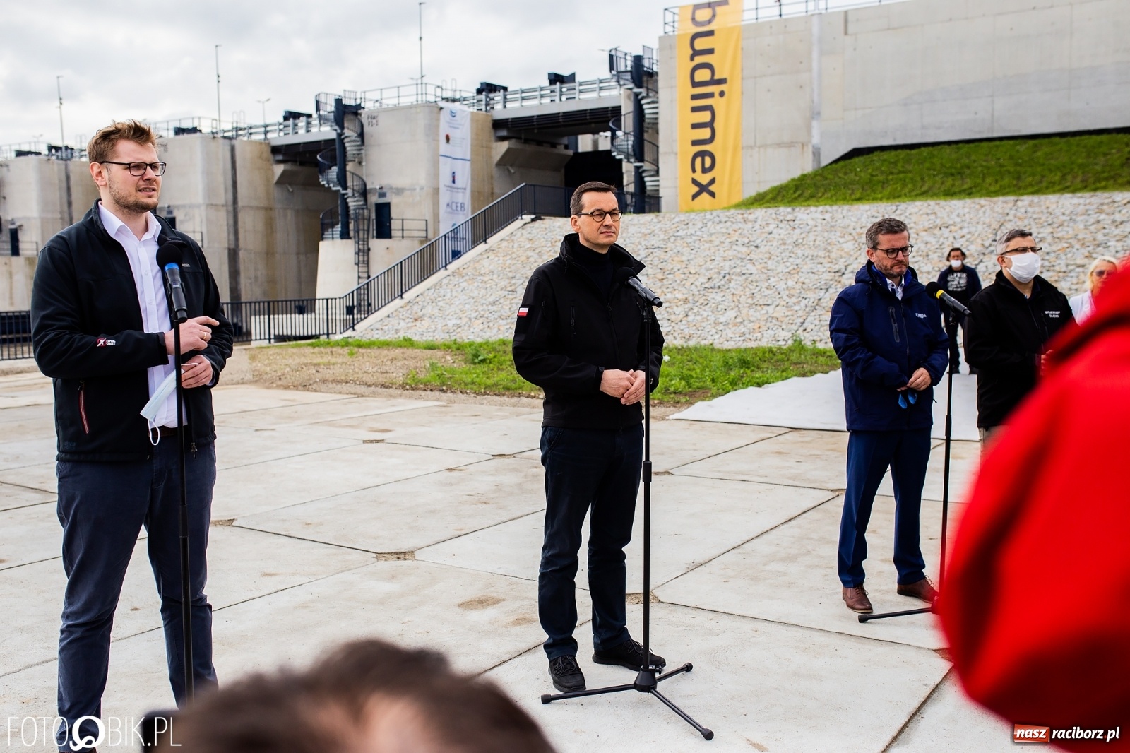 Zdjęcie w galerii na portalu naszraciborz.pl: Premier Morawiecki z roboczą wizytą na terenie zbiornika Racibórz [FOTO i WIDEO] wiadomości z regionu
