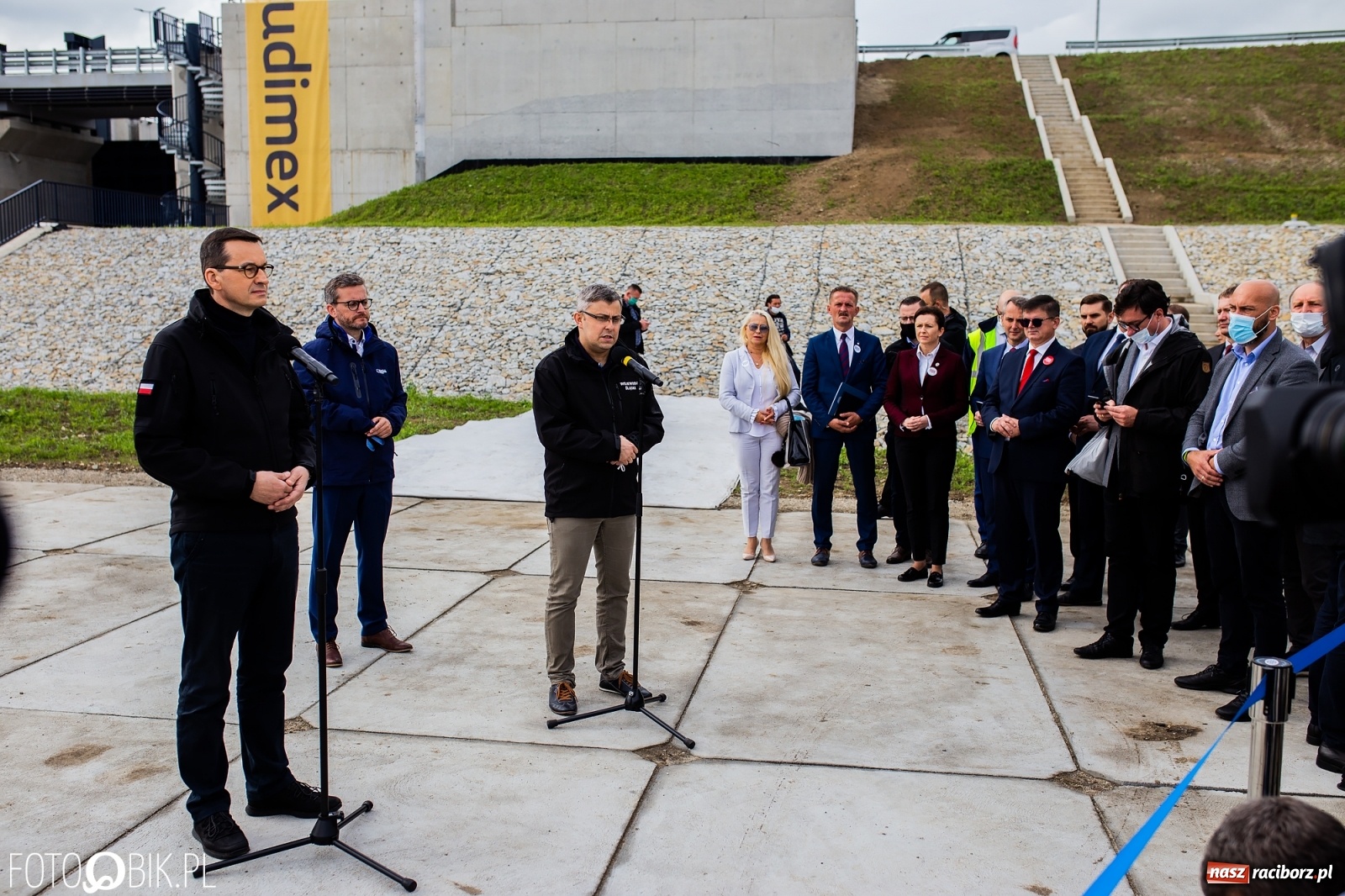 Zdjęcie w galerii na portalu naszraciborz.pl: Premier Morawiecki z roboczą wizytą na terenie zbiornika Racibórz [FOTO i WIDEO] wiadomości z regionu