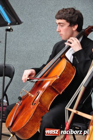 Zdjęcie w galerii na portalu naszraciborz.pl: DiVerso na zakończenie wiadomości z regionu