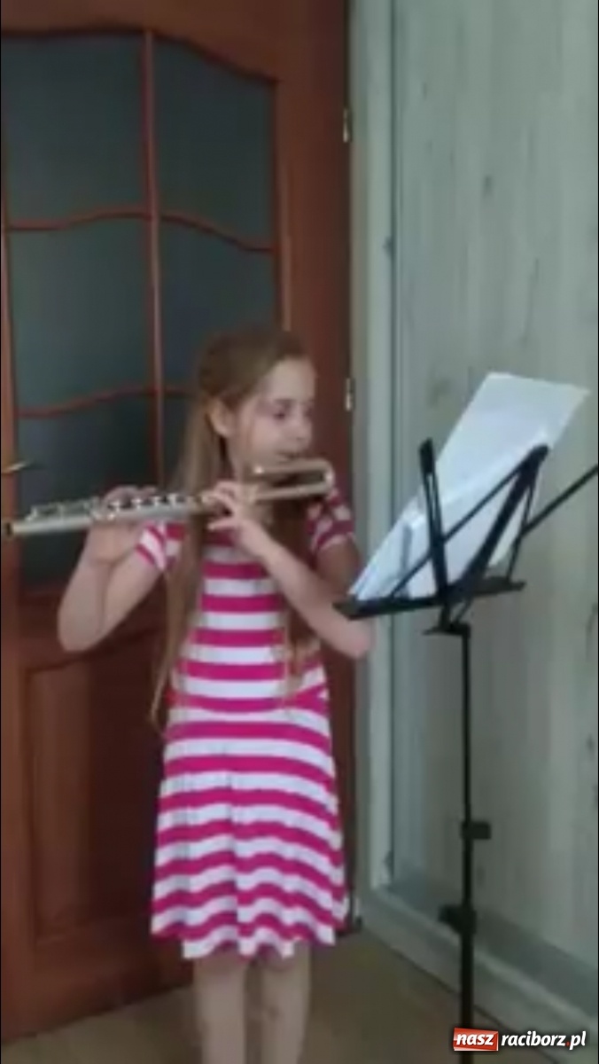 Zdjęcie w galerii na portalu naszraciborz.pl: Uczniowie SP15 popisali się swymi talentami wiadomości z regionu