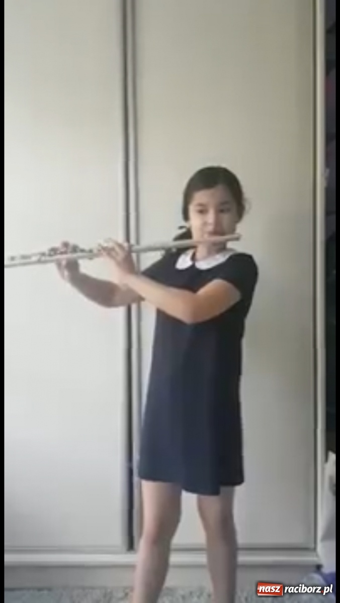 Zdjęcie w galerii na portalu naszraciborz.pl: Uczniowie SP15 popisali się swymi talentami wiadomości z regionu