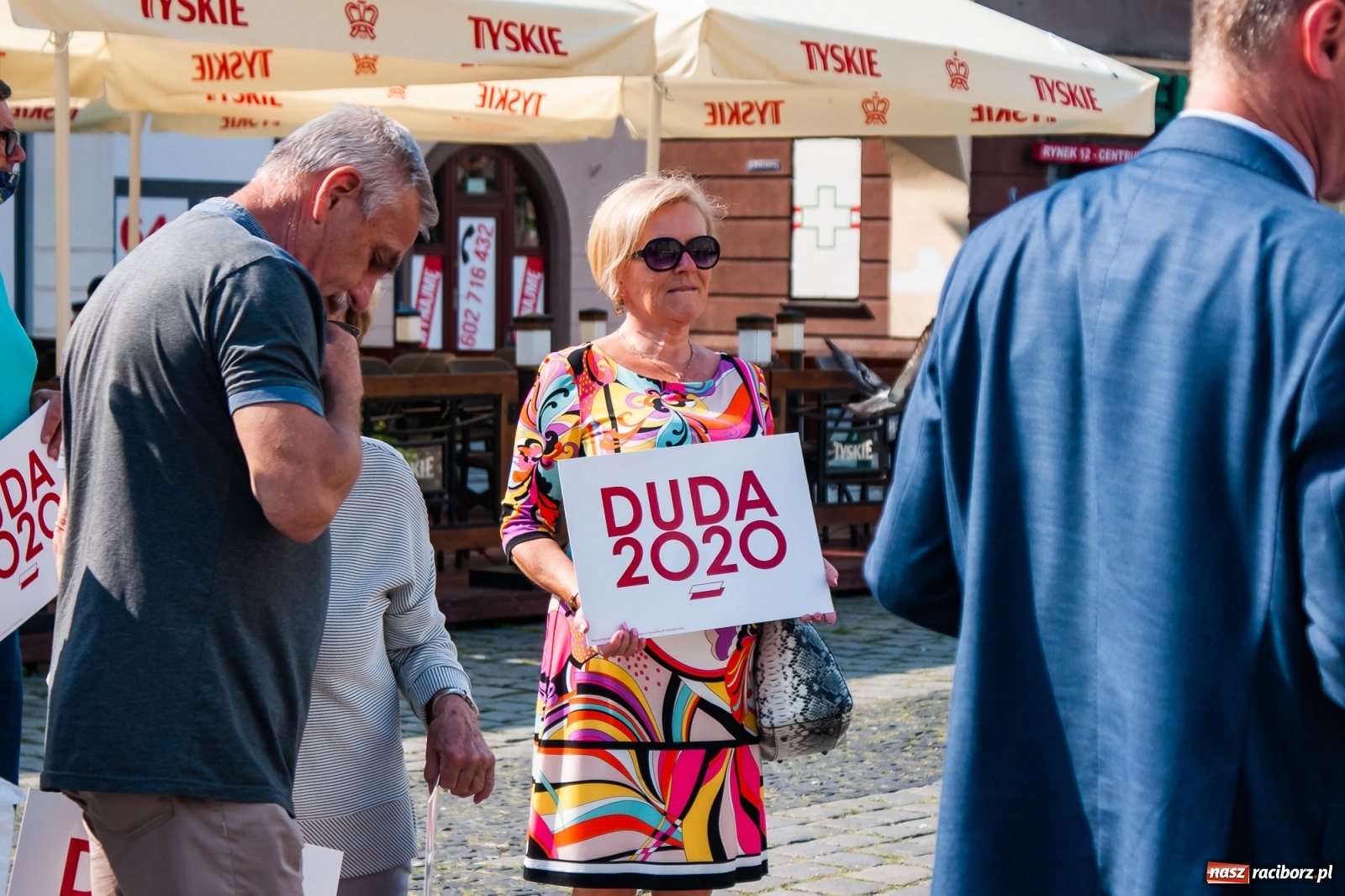Zdjęcie w galerii na portalu naszraciborz.pl: Sympatycy PiS wyrazili swe poparcie dla Andrzeja Dudy [FOTO i WIDEO] wiadomości z regionu