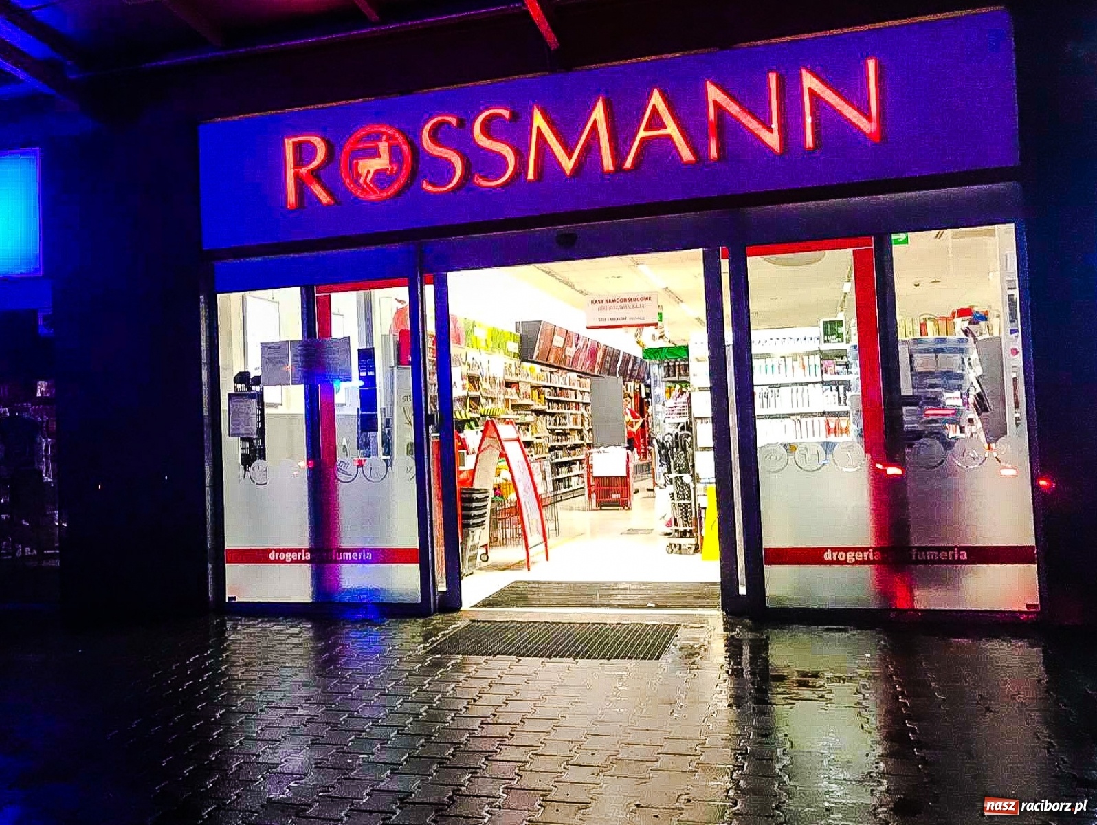 Zdjęcie w galerii na portalu naszraciborz.pl: Burza zalała Racibórz. Ulice zamieniały się w rzeki [FOTO i WIDEO] wiadomości z regionu