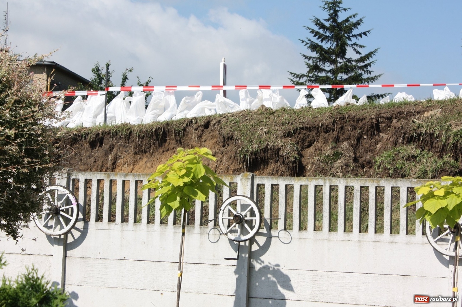 Zdjęcie w galerii na portalu naszraciborz.pl: Władze Raciborza przystąpiły do szacowania strat. Informacja o możliwej pomocy dla poszkodowanych [FOTO] wiadomości z regionu
