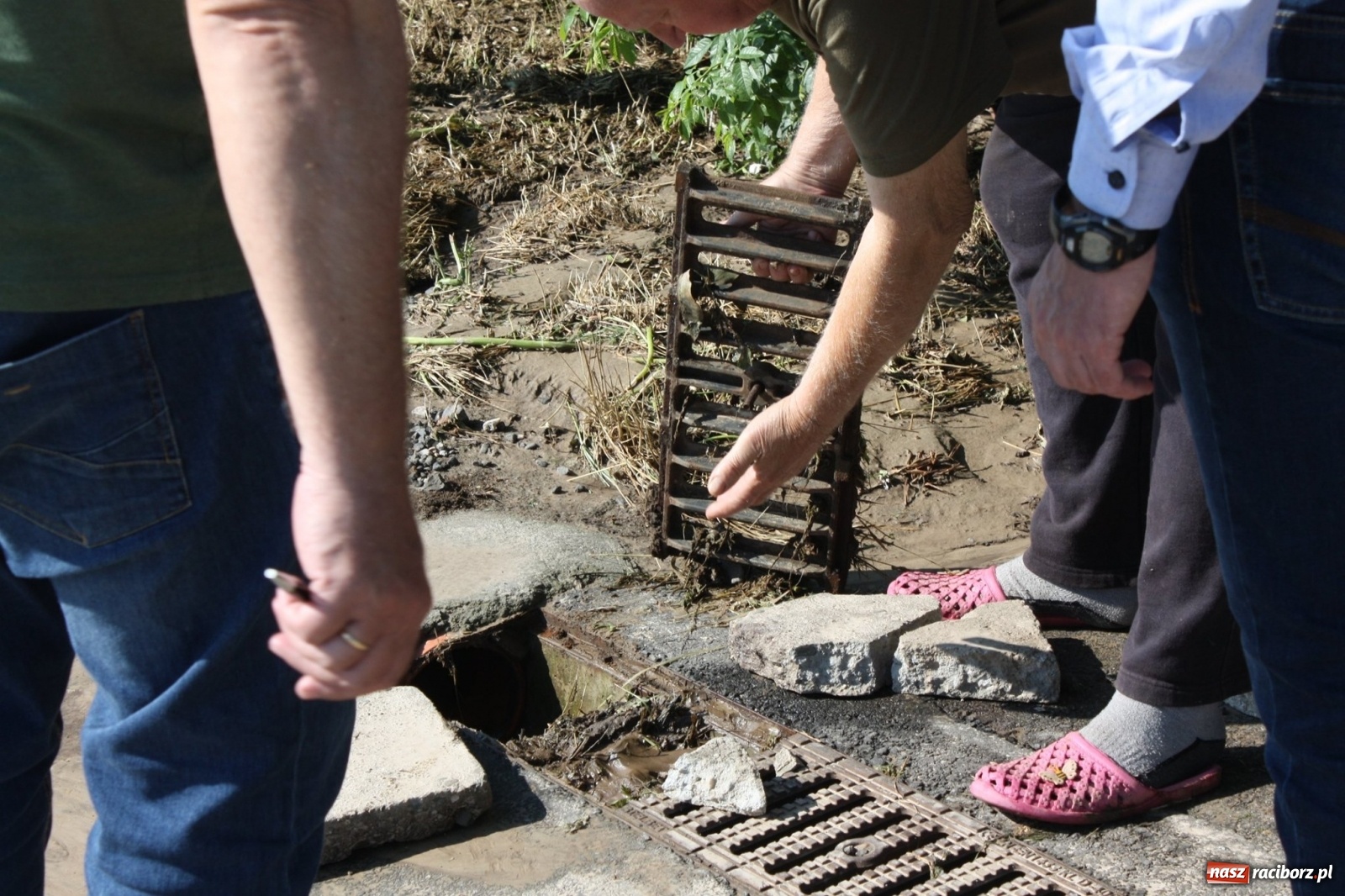 Zdjęcie w galerii na portalu naszraciborz.pl: Władze Raciborza przystąpiły do szacowania strat. Informacja o możliwej pomocy dla poszkodowanych [FOTO] wiadomości z regionu