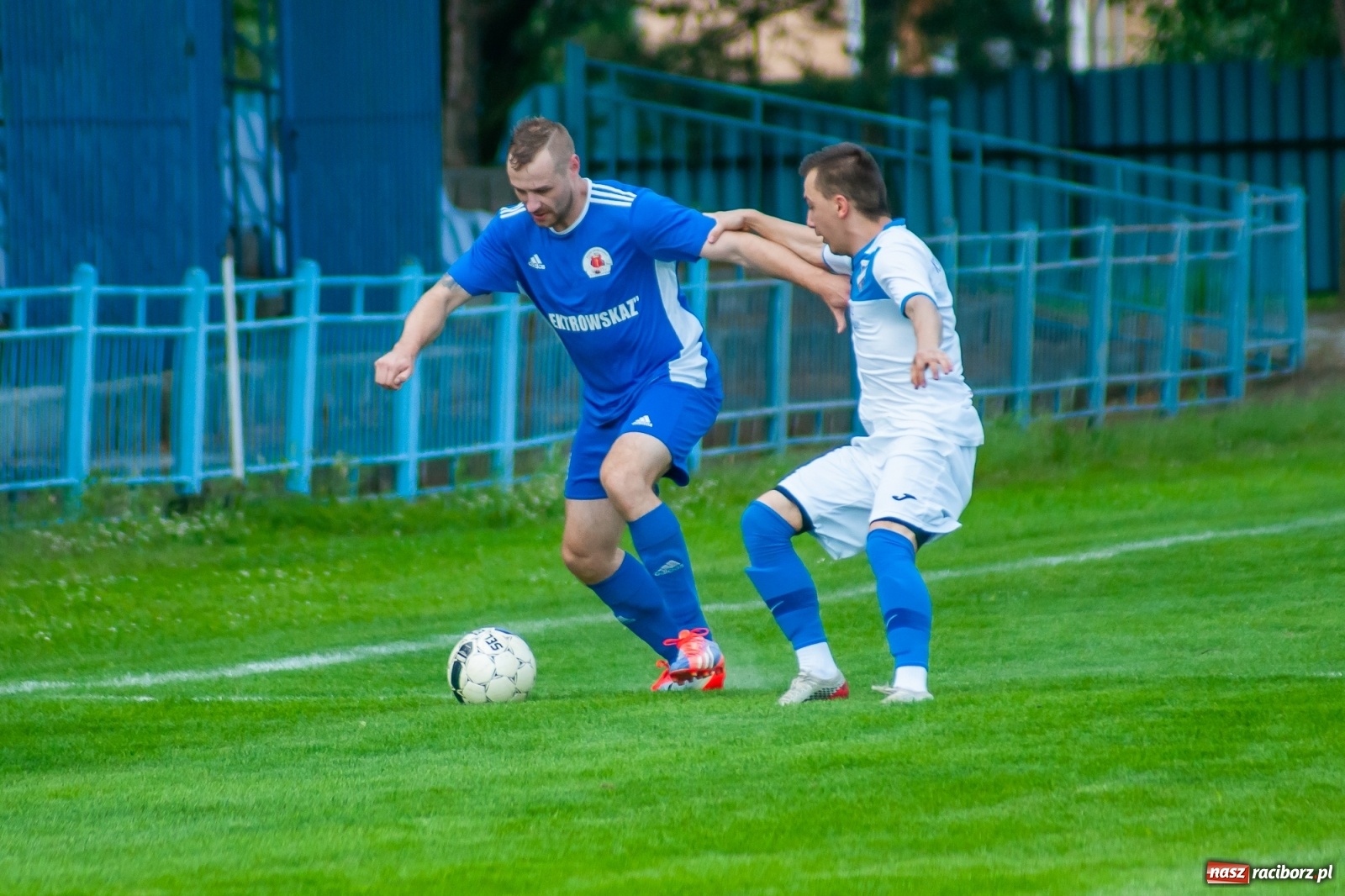 Zdjęcie w galerii na portalu naszraciborz.pl: Sparing. Trzy trafienia Gawlika, to na beniaminka z Krzanowic styka [FOTO i WIDEO] wiadomości z regionu