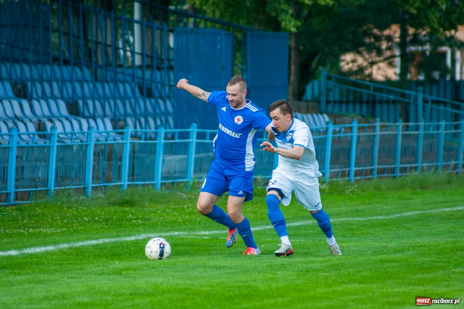 Zdjęcie w galerii na portalu naszraciborz.pl: Sparing. Trzy trafienia Gawlika, to na beniaminka z Krzanowic styka [FOTO i WIDEO] wiadomości z regionu