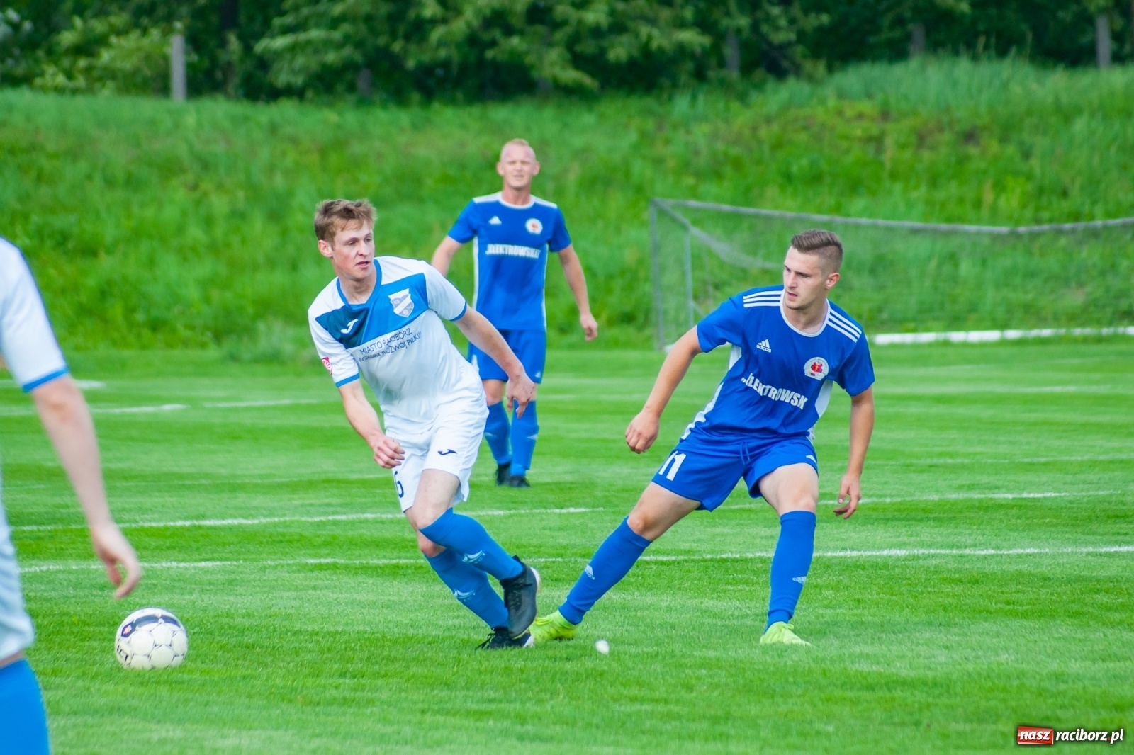 Zdjęcie w galerii na portalu naszraciborz.pl: Sparing. Trzy trafienia Gawlika, to na beniaminka z Krzanowic styka [FOTO i WIDEO] wiadomości z regionu