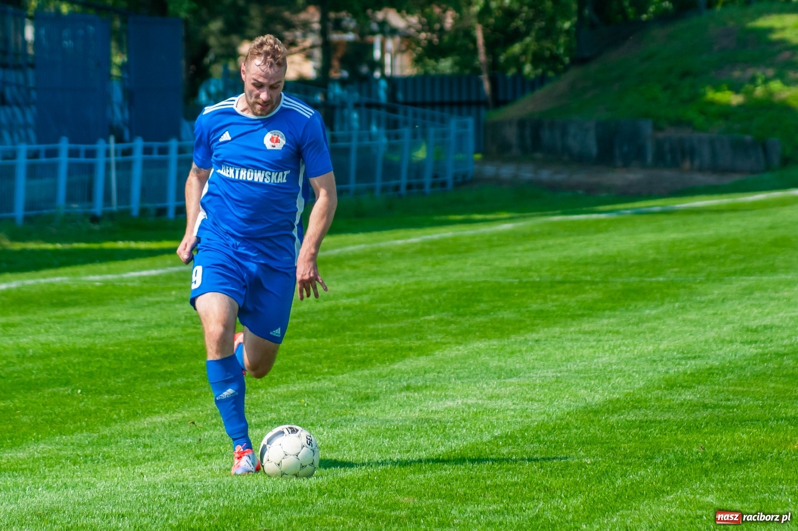 Zdjęcie w galerii na portalu naszraciborz.pl: Sparing. Trzy trafienia Gawlika, to na beniaminka z Krzanowic styka [FOTO i WIDEO] wiadomości z regionu
