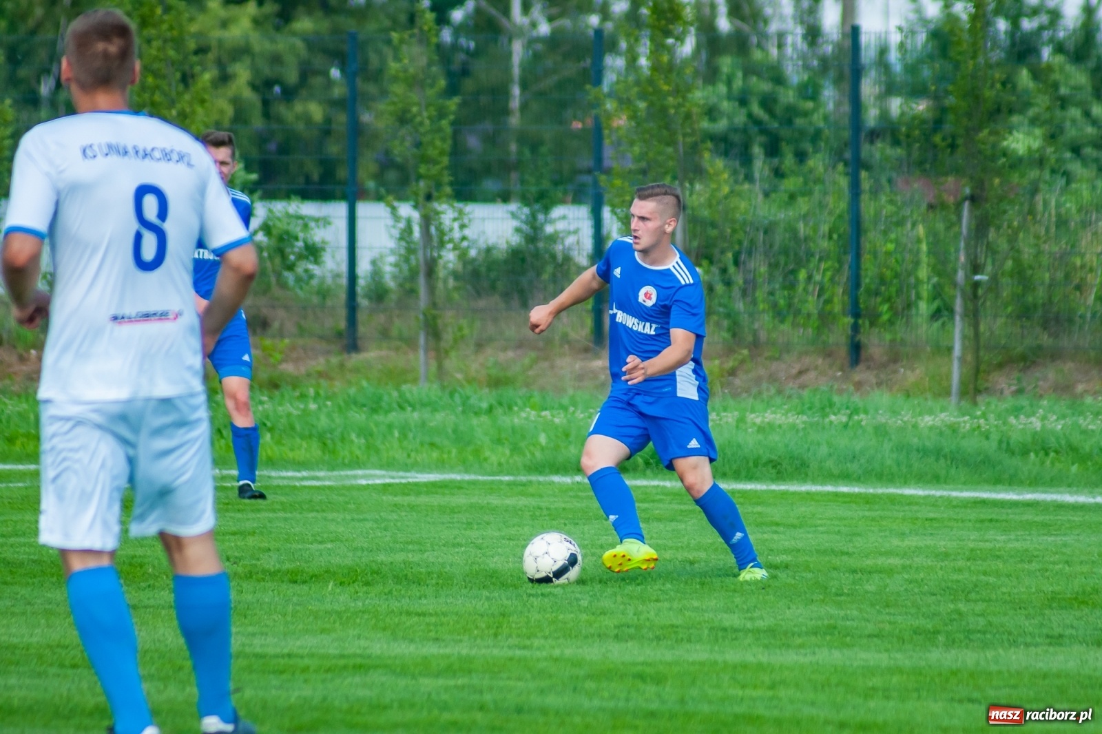 Zdjęcie w galerii na portalu naszraciborz.pl: Sparing. Trzy trafienia Gawlika, to na beniaminka z Krzanowic styka [FOTO i WIDEO] wiadomości z regionu