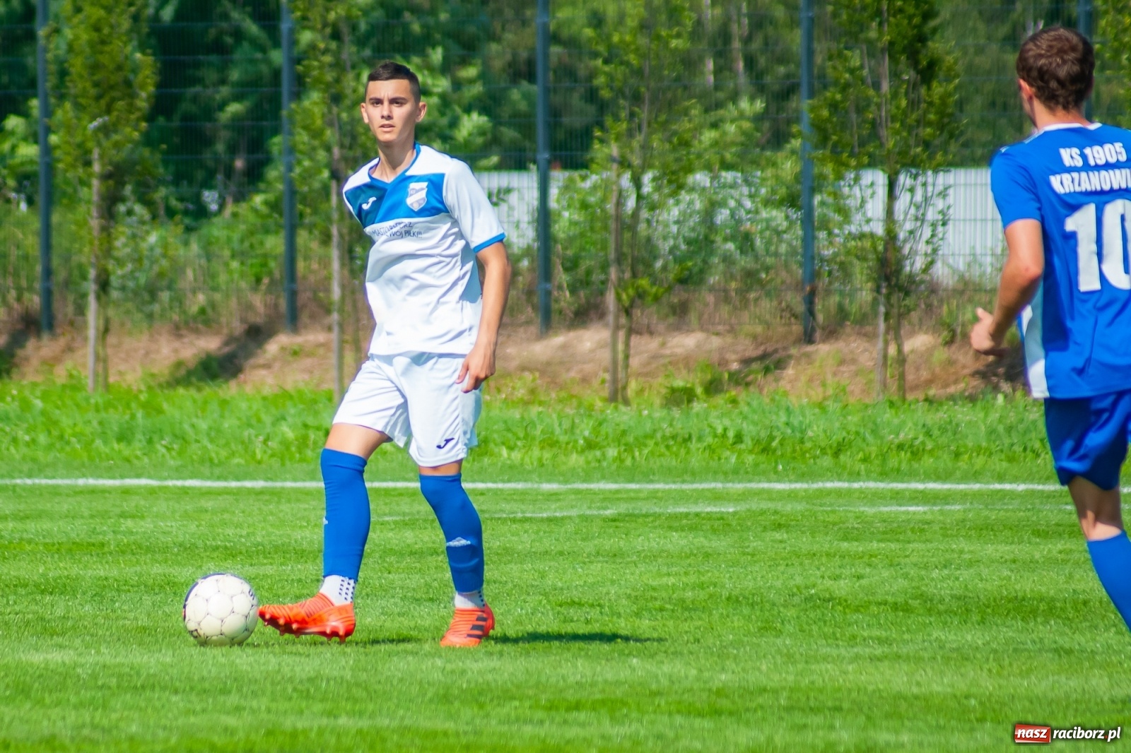 Zdjęcie w galerii na portalu naszraciborz.pl: Sparing. Trzy trafienia Gawlika, to na beniaminka z Krzanowic styka [FOTO i WIDEO] wiadomości z regionu