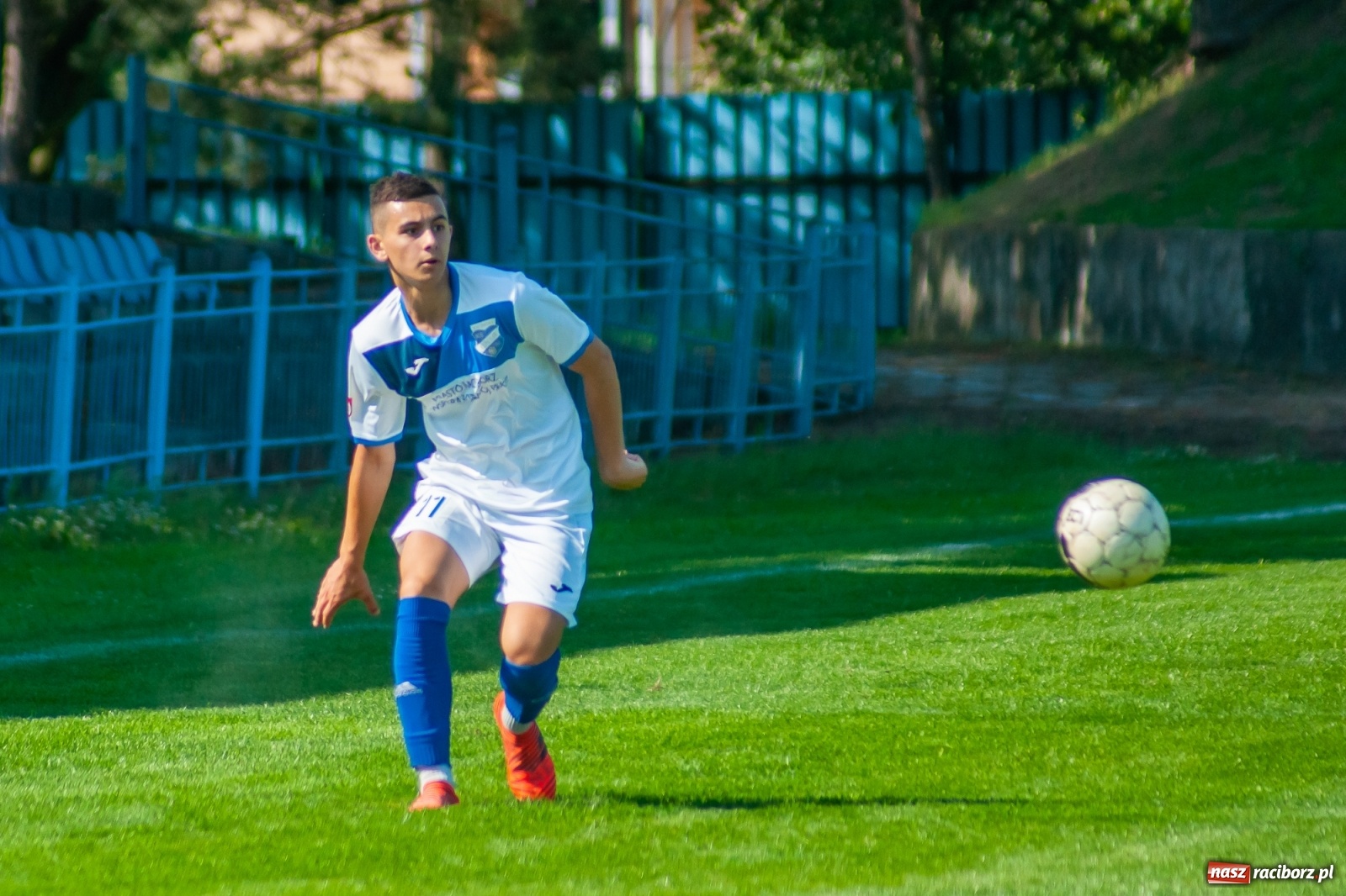 Zdjęcie w galerii na portalu naszraciborz.pl: Sparing. Trzy trafienia Gawlika, to na beniaminka z Krzanowic styka [FOTO i WIDEO] wiadomości z regionu