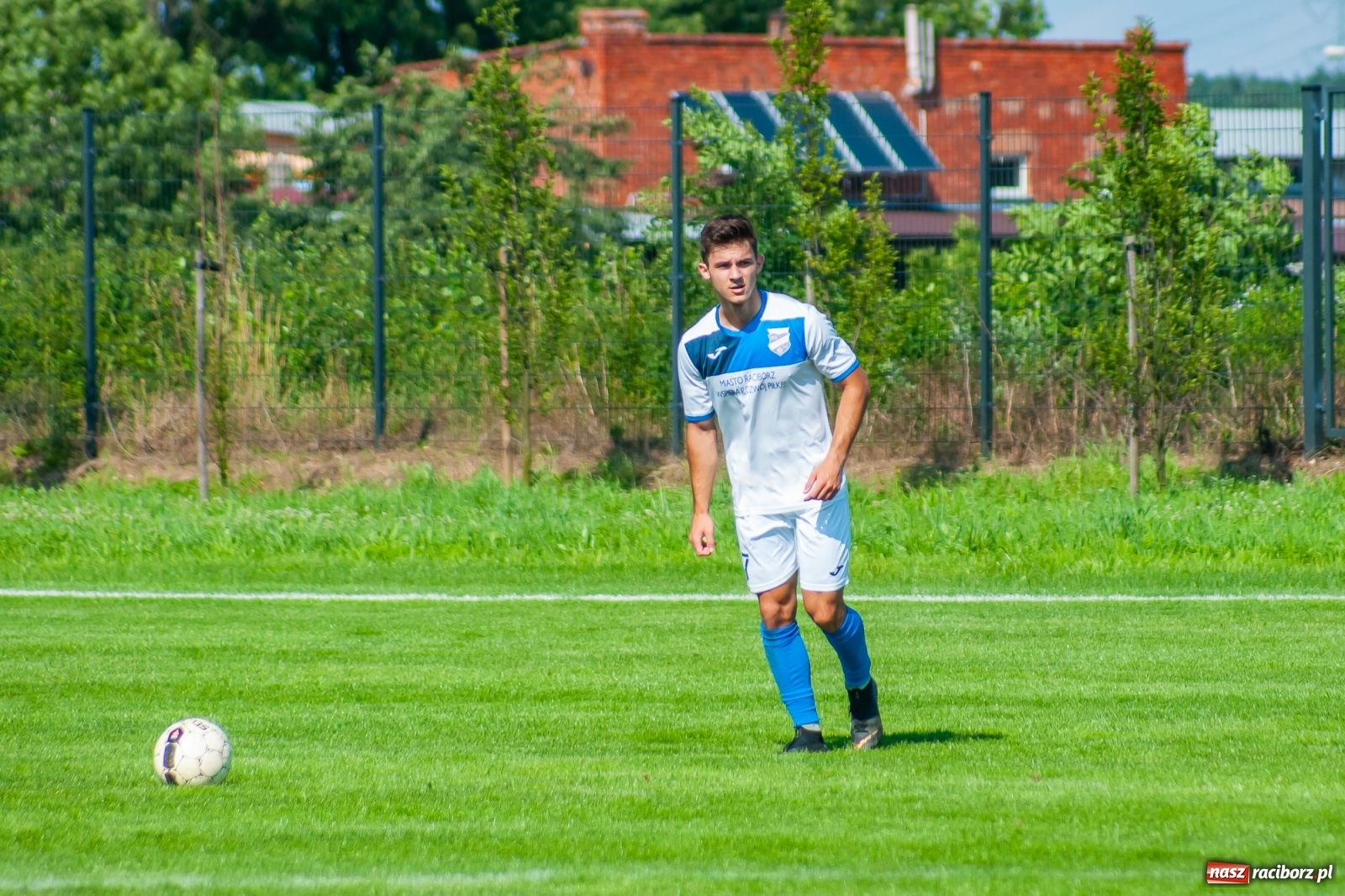 Zdjęcie w galerii na portalu naszraciborz.pl: Sparing. Trzy trafienia Gawlika, to na beniaminka z Krzanowic styka [FOTO i WIDEO] wiadomości z regionu