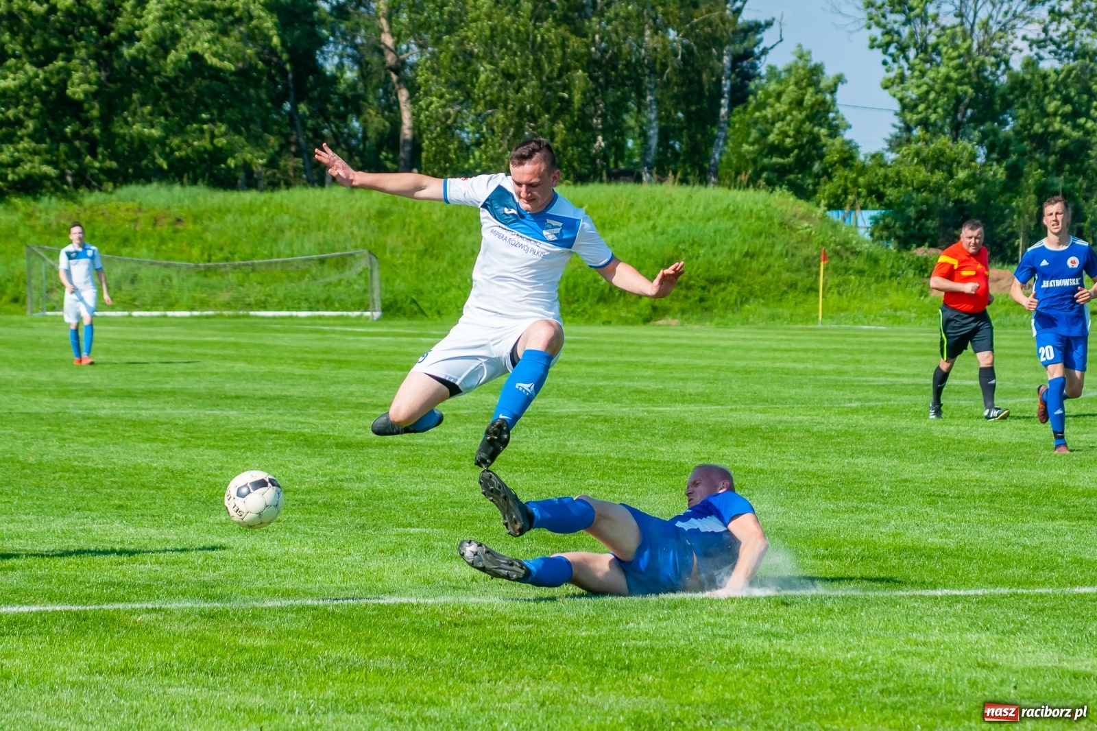 Zdjęcie w galerii na portalu naszraciborz.pl: Sparing. Trzy trafienia Gawlika, to na beniaminka z Krzanowic styka [FOTO i WIDEO] wiadomości z regionu