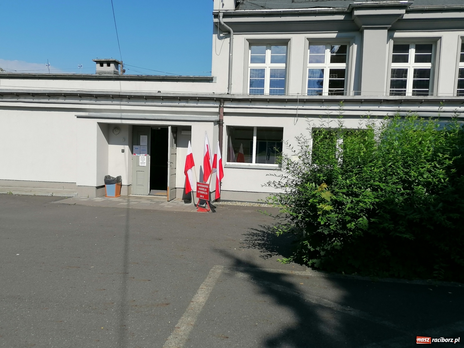 Zdjęcie w galerii na portalu naszraciborz.pl: Do godziny 21.00 możemy głosować w wyborach prezydenckich  wiadomości z regionu