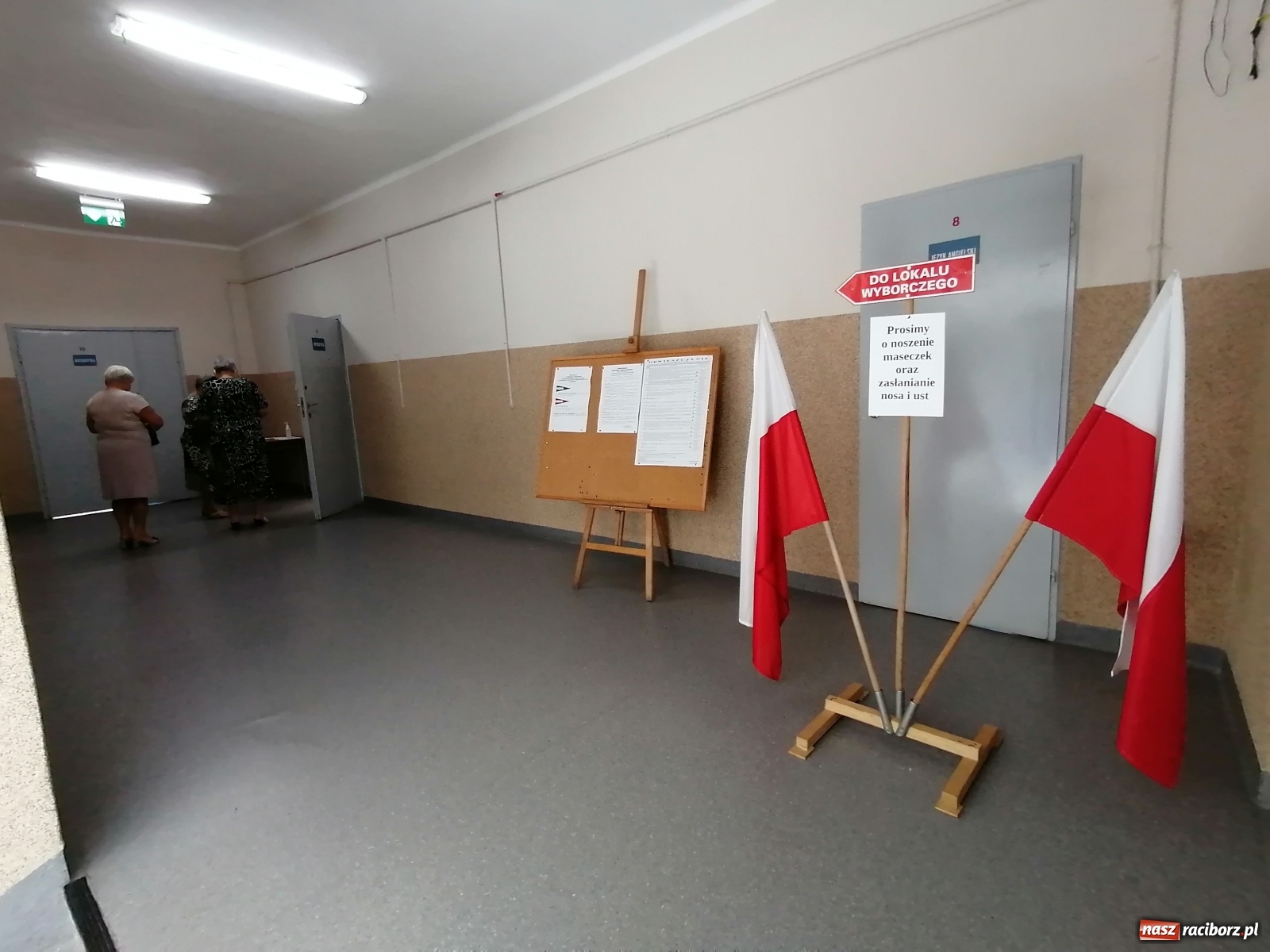 Zdjęcie w galerii na portalu naszraciborz.pl: Do godziny 21.00 możemy głosować w wyborach prezydenckich  wiadomości z regionu